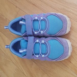 Children's hiking shoes
